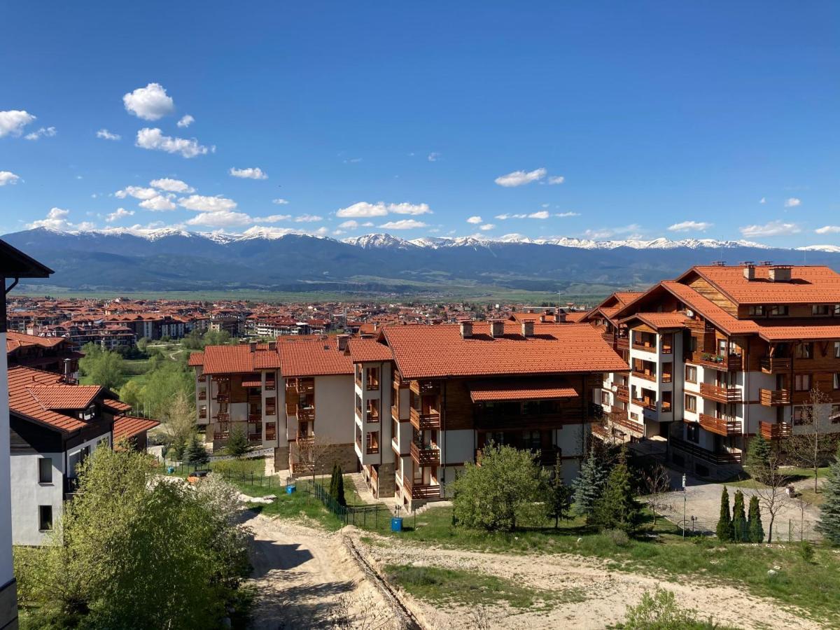 Mirabell Apartment Bansko - Mountain View & Fireplace Exterior foto