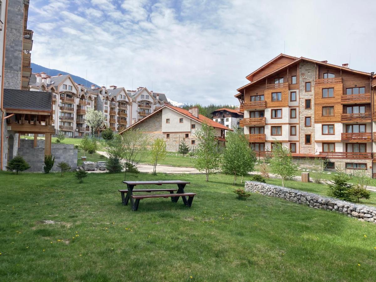 Mirabell Apartment Bansko - Mountain View & Fireplace Exterior foto