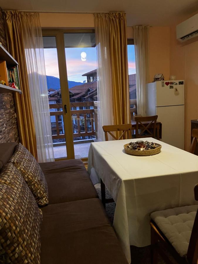 Mirabell Apartment Bansko - Mountain View & Fireplace Exterior foto
