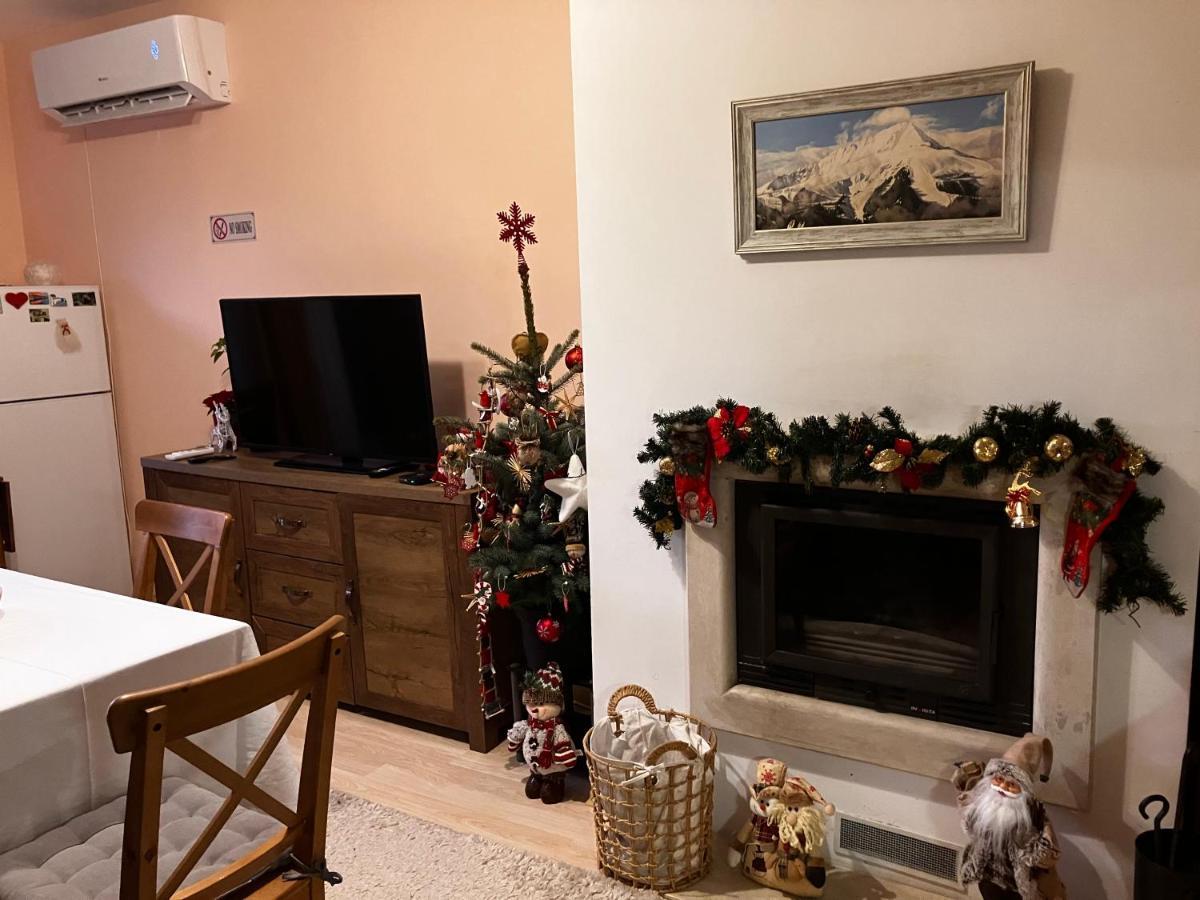 Mirabell Apartment Bansko - Mountain View & Fireplace Exterior foto